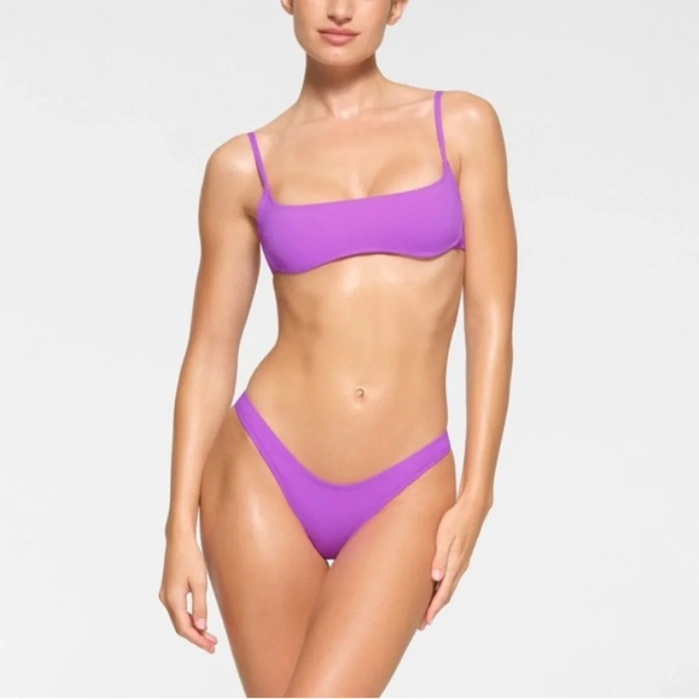 SKIMS Micro Scoop Bikini Top XL